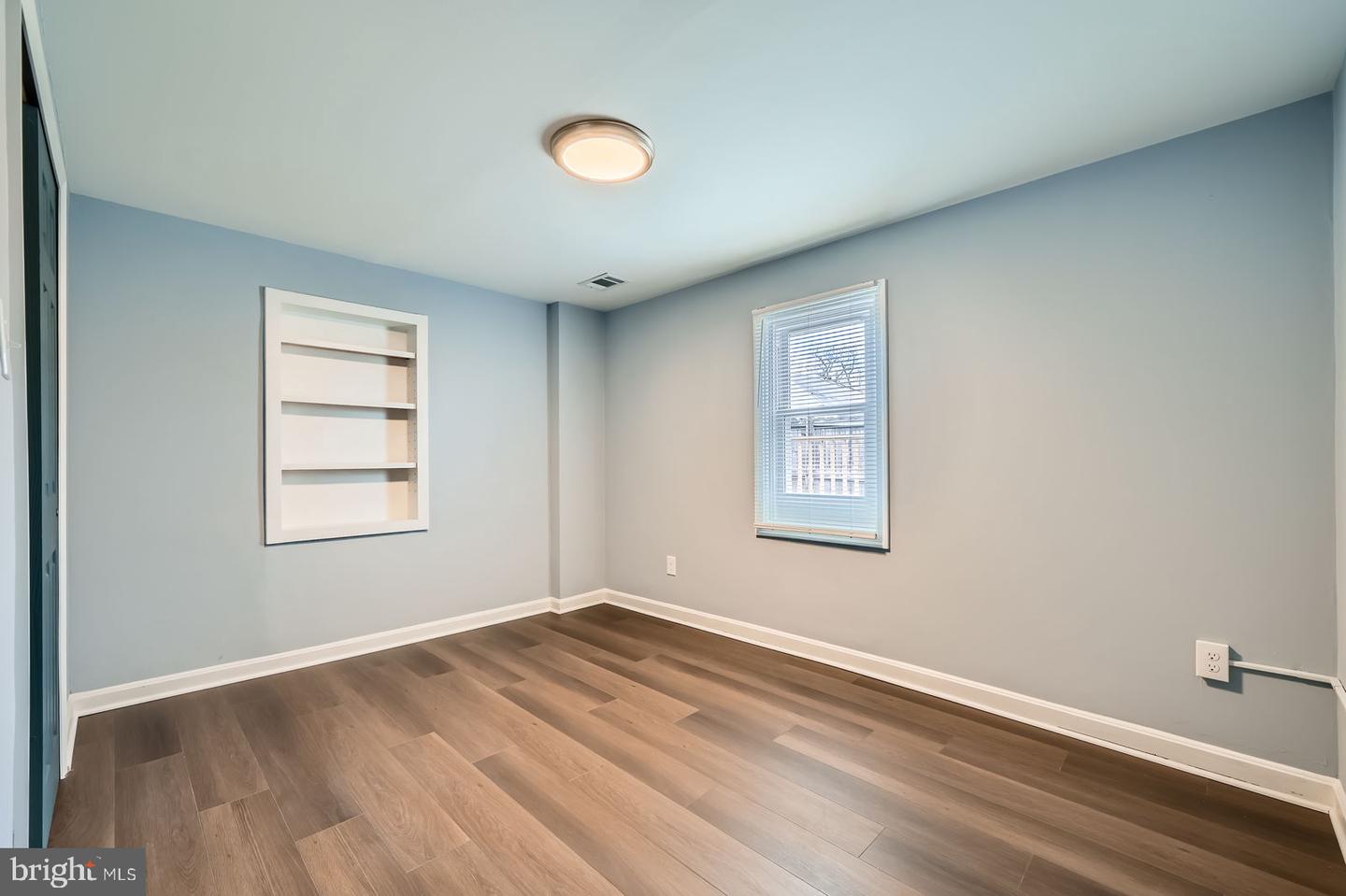 7213 Glenoak Ave Property Photo 36