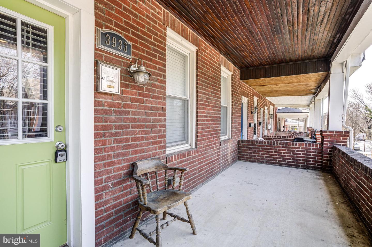 3933 Greenmount Ave Property Photo 11