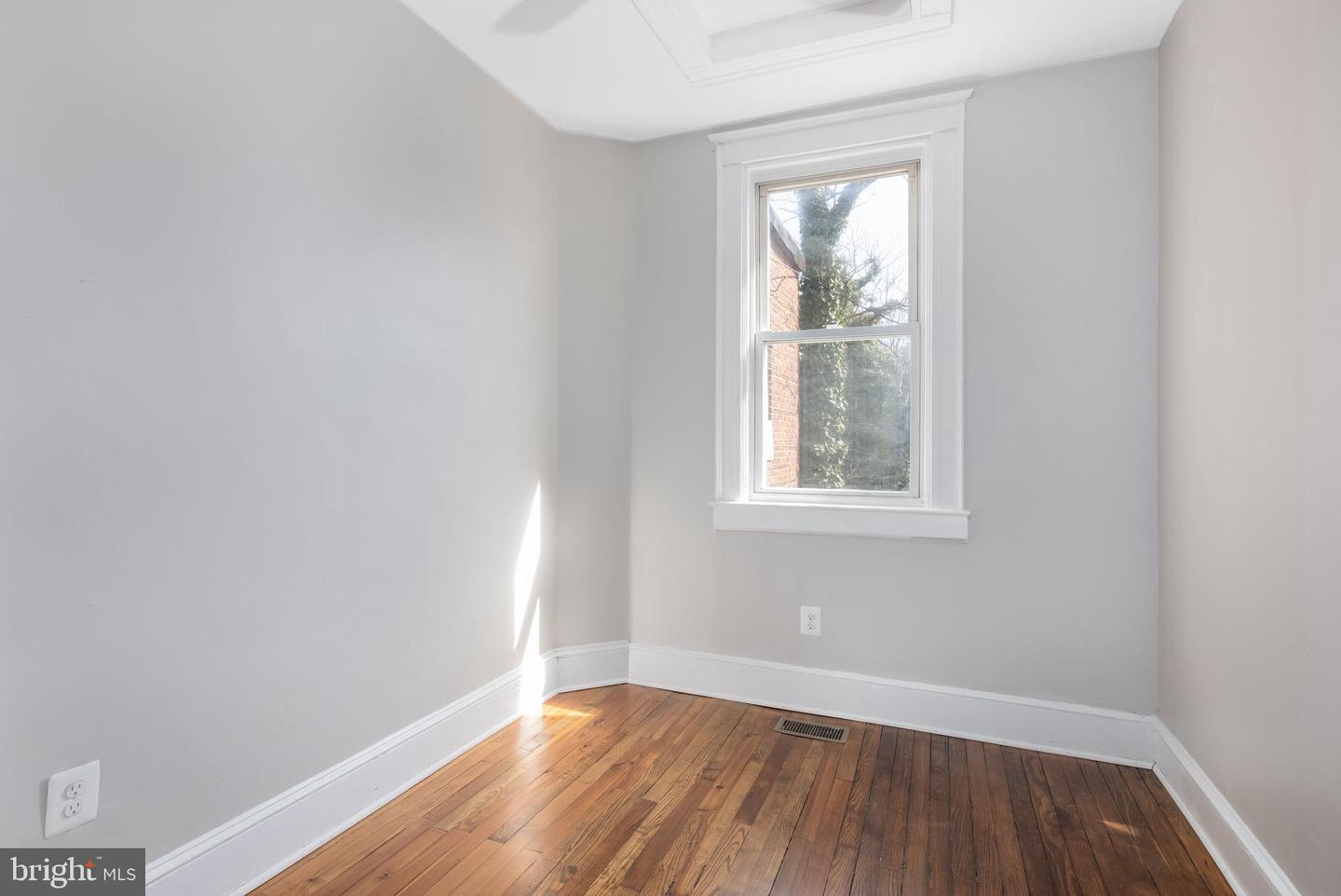 3933 Greenmount Ave Property Photo 23