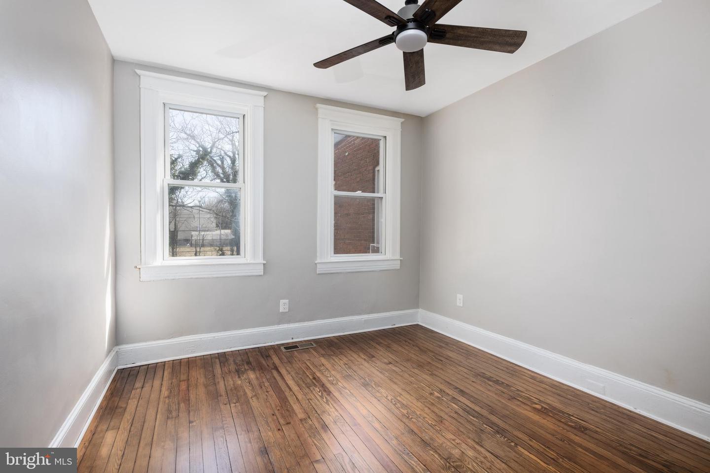 3933 Greenmount Ave Property Photo 25