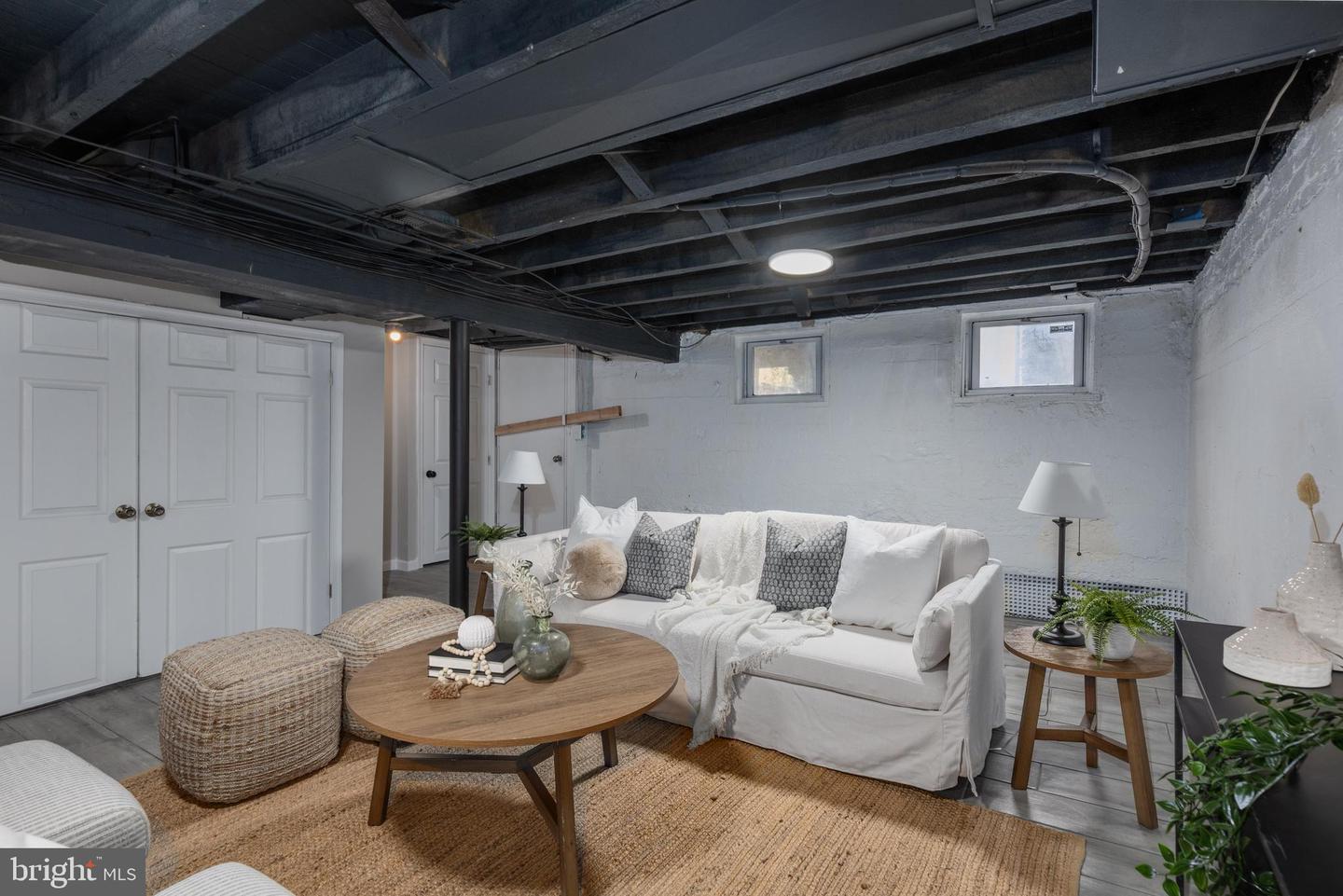 3933 Greenmount Ave Property Photo 28