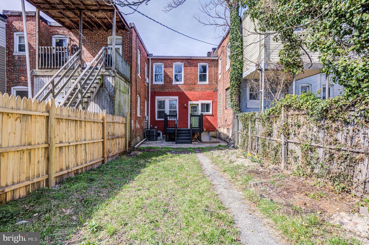 3933 Greenmount Ave Property Photo 36