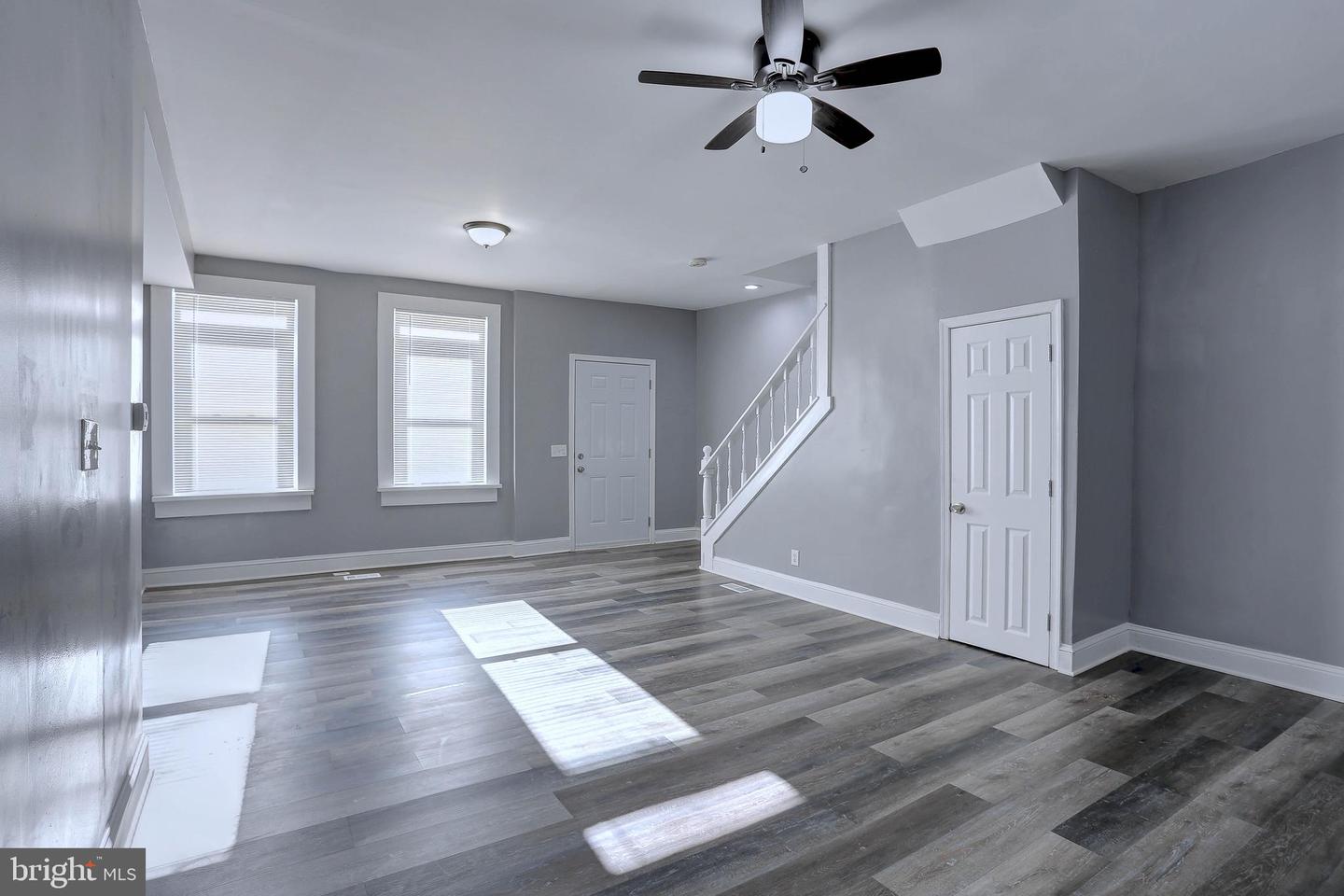 4104 Fairview Ave Property Photo 1