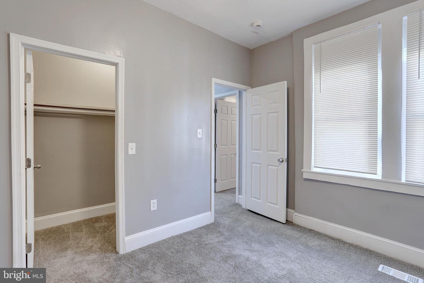 4104 Fairview Ave Property Photo 17