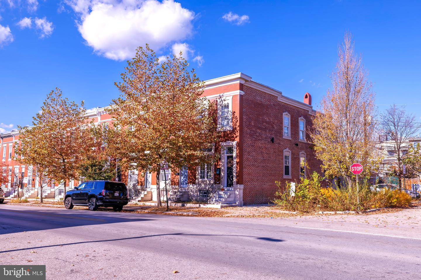 2942 E Fayette St Property Photo