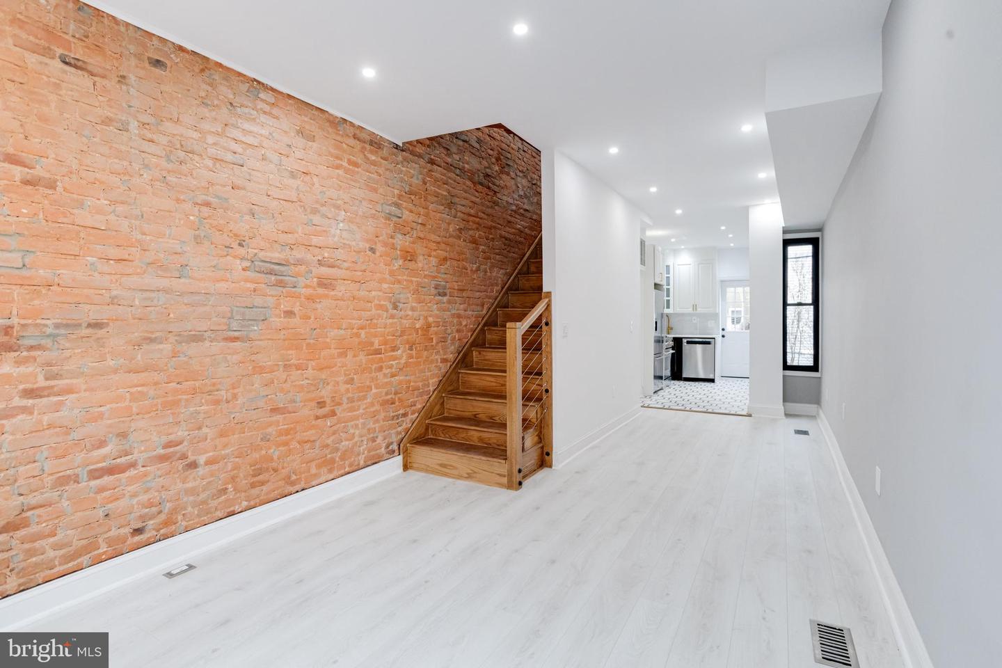 31 Birckhead St Property Photo 3