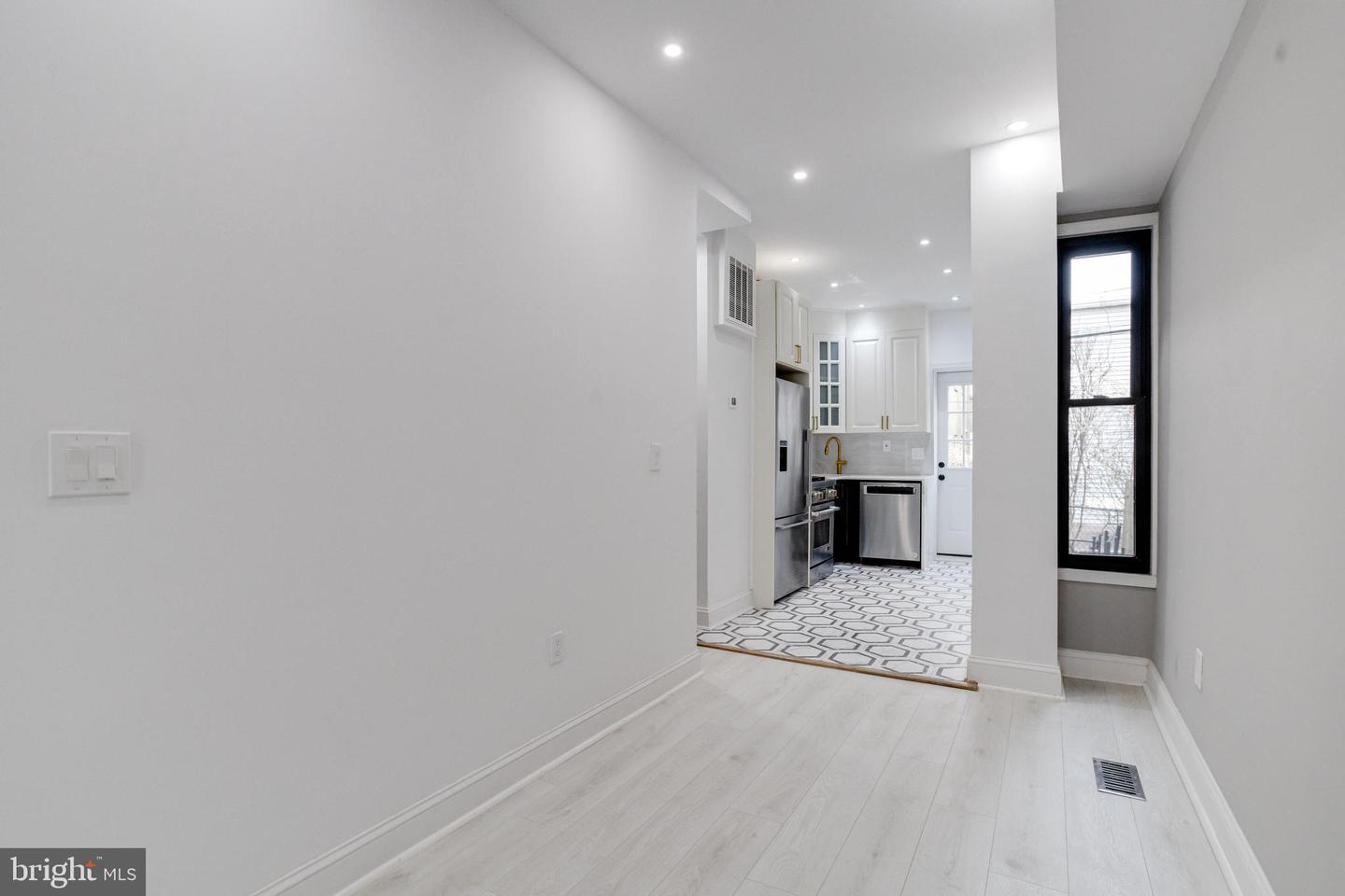 31 Birckhead St Property Photo 10