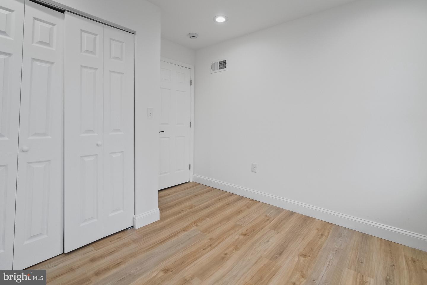 433 N Robinson St Property Photo 21