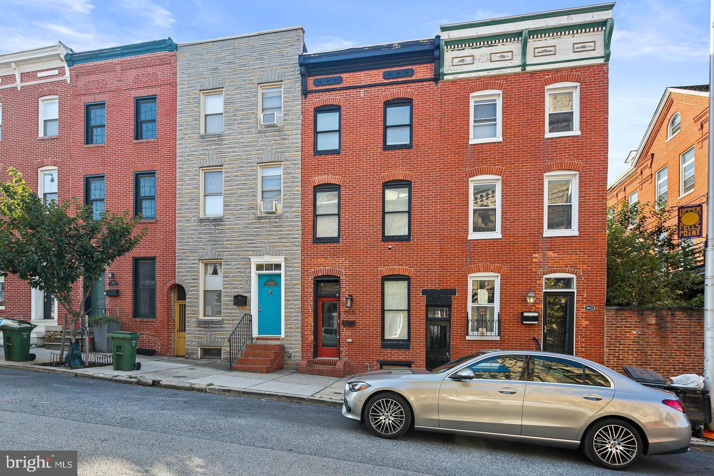 1915 E Lombard St Property Photo