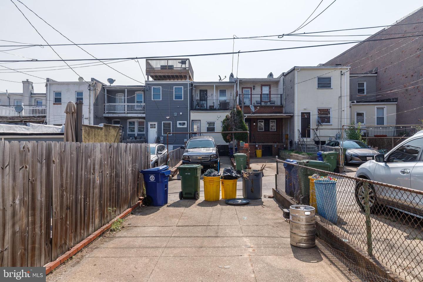 223 S Clinton St Property Photo 38