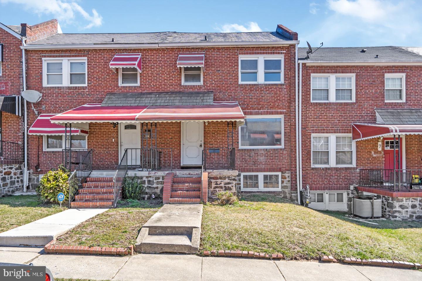 5 Rosedale St S Property Photo 2