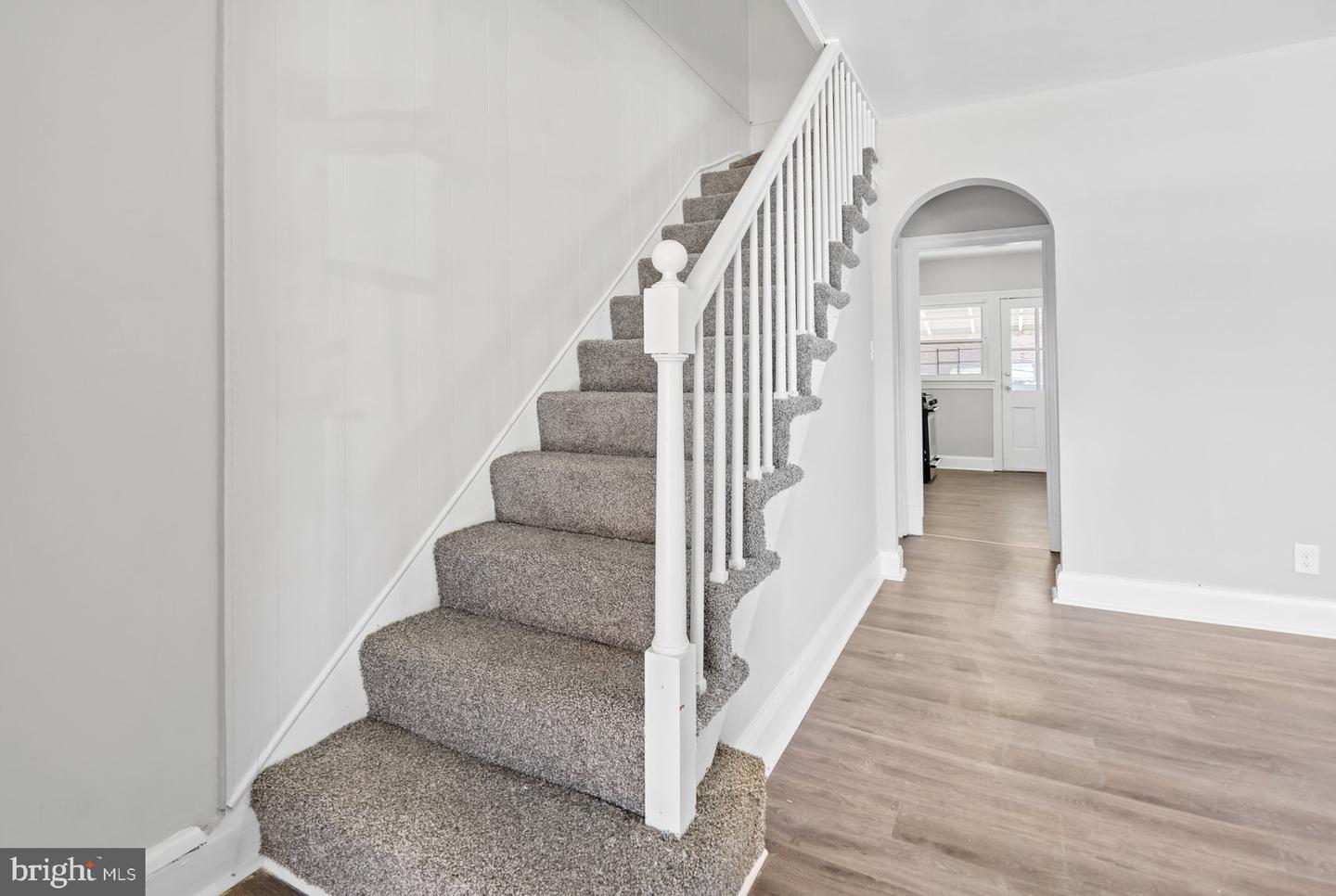 5 Rosedale St S Property Photo 3