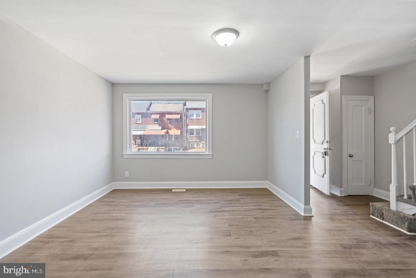 5 Rosedale St S Property Photo 8