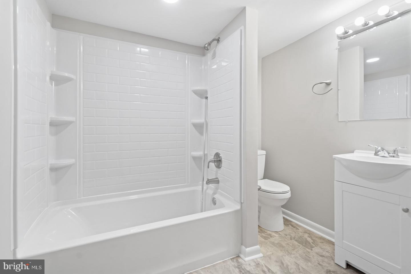 5 Rosedale St S Property Photo 18