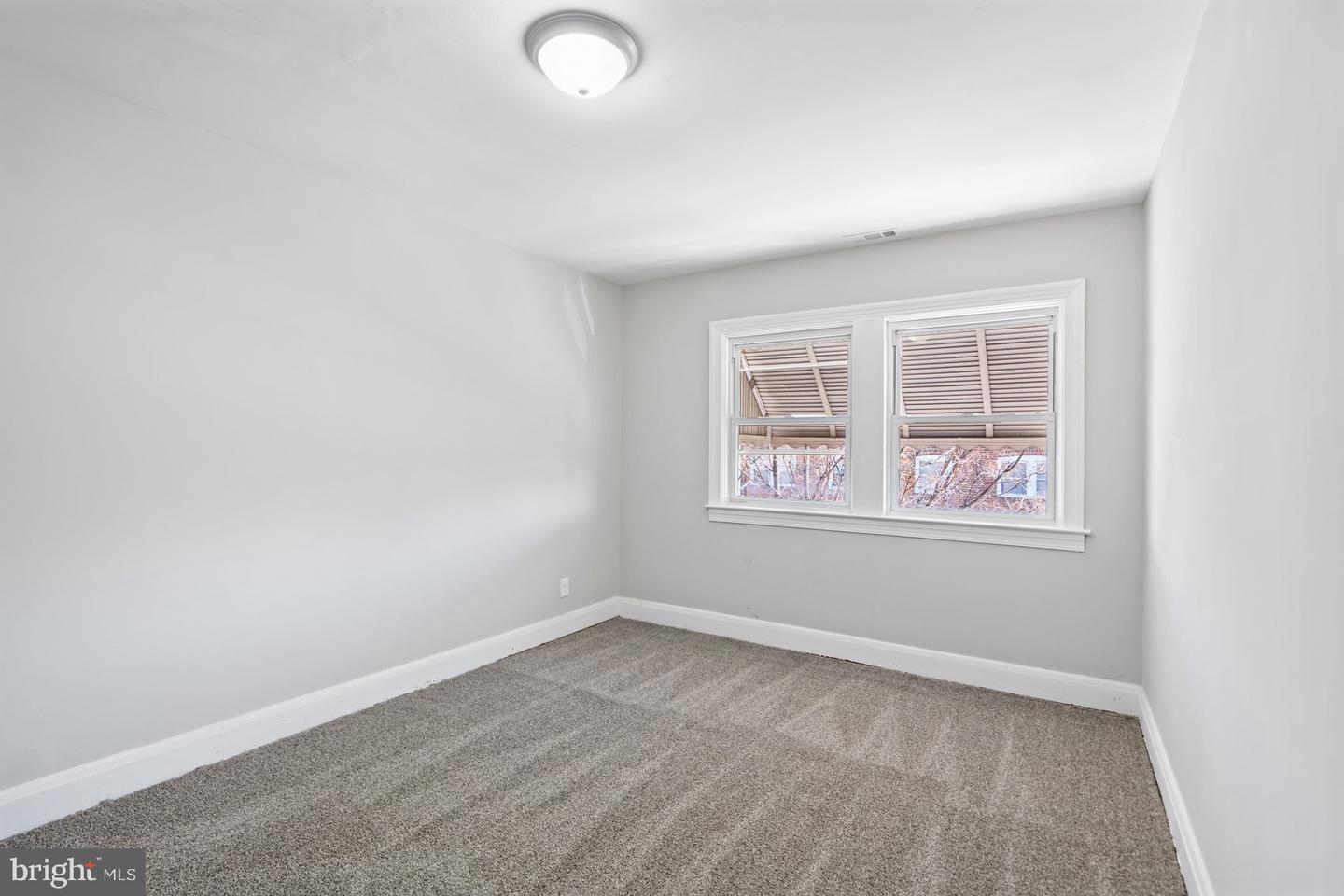 5 Rosedale St S Property Photo 26