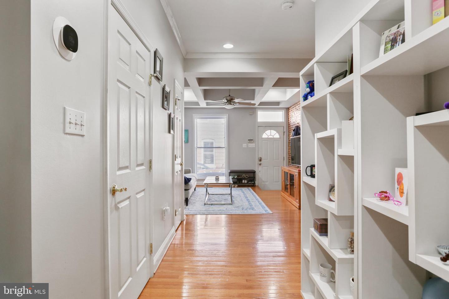 6 Decker Ave Property Photo 5