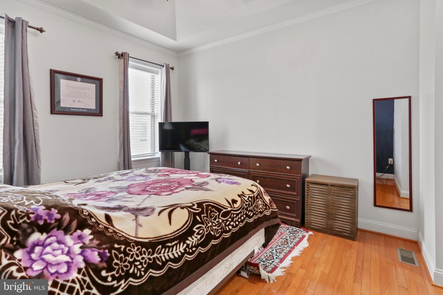 6 Decker Ave Property Photo 14
