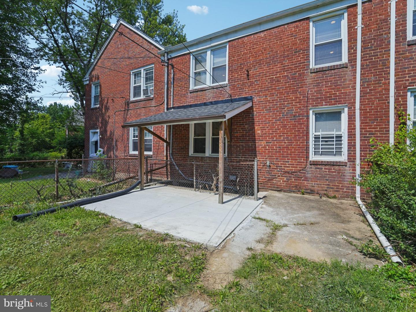 6123 Macbeth Dr Property Photo 27