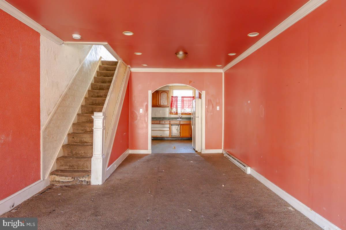 419 Furrow St Property Photo 3