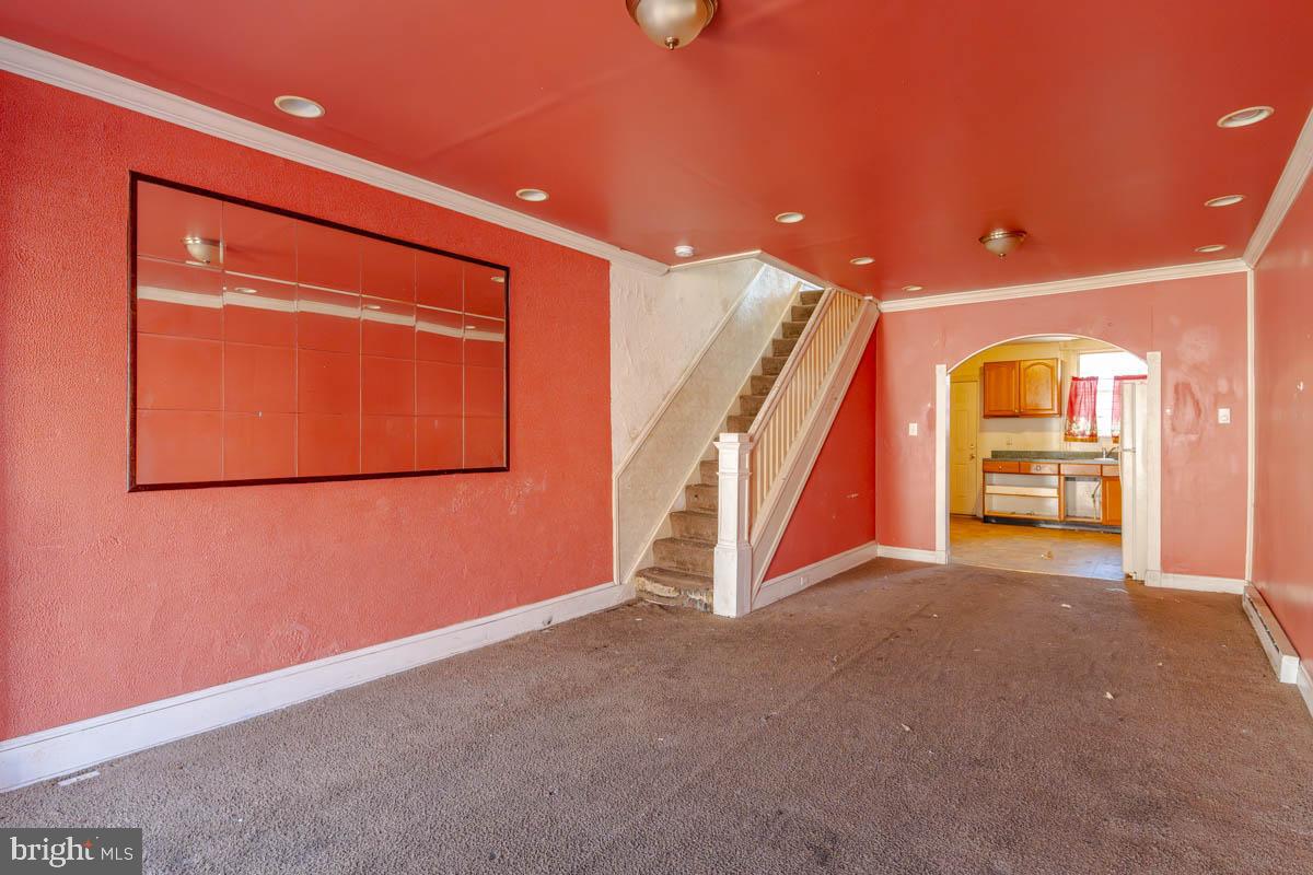 419 Furrow St Property Photo 4
