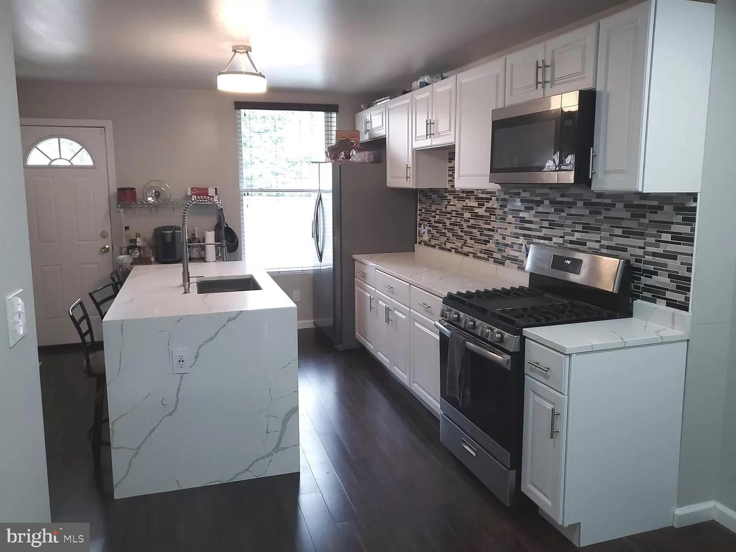 2923 W Lanvale St Property Photo 1