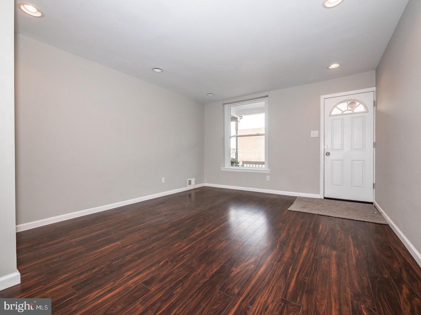 2923 W Lanvale St Property Photo 7