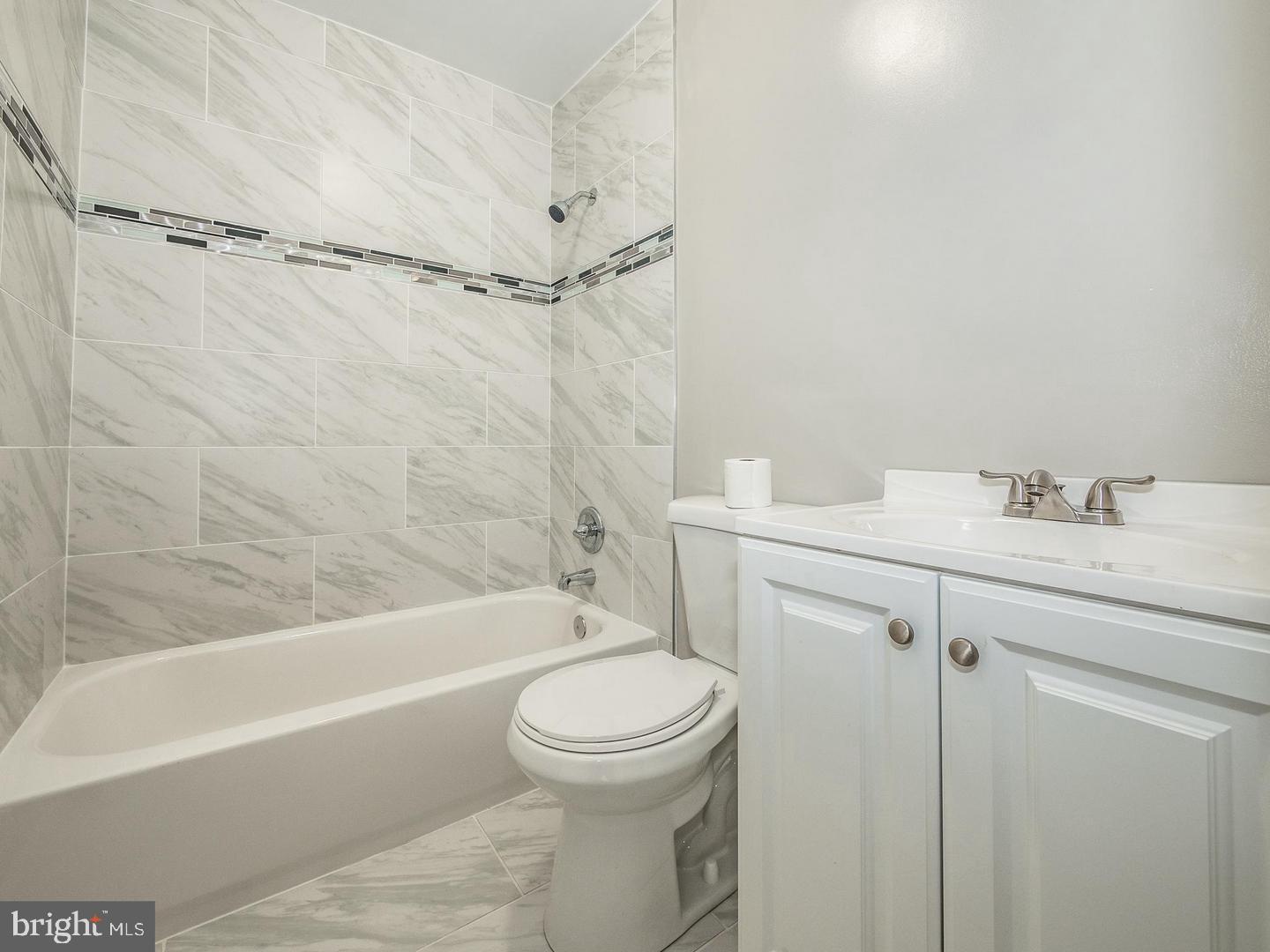 2923 W Lanvale St Property Photo 11