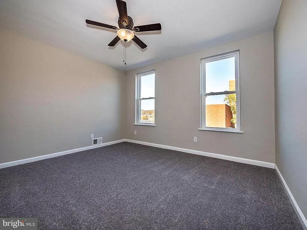 2923 W Lanvale St Property Photo 13