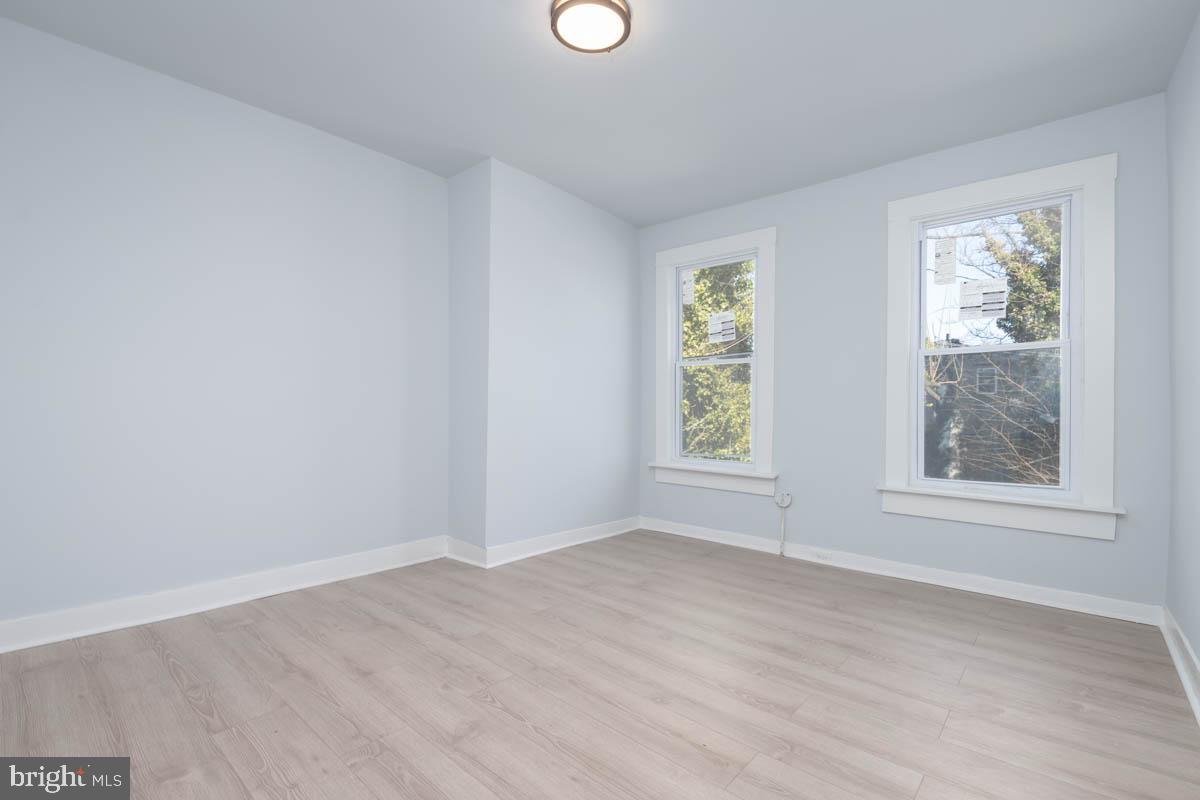 1515 N Montford Ave Property Photo 14