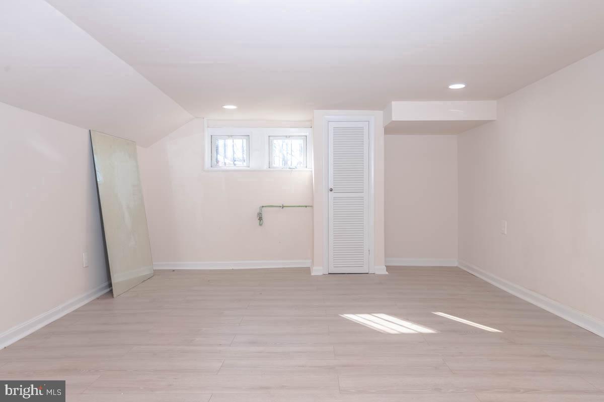 1515 N Montford Ave Property Photo 24