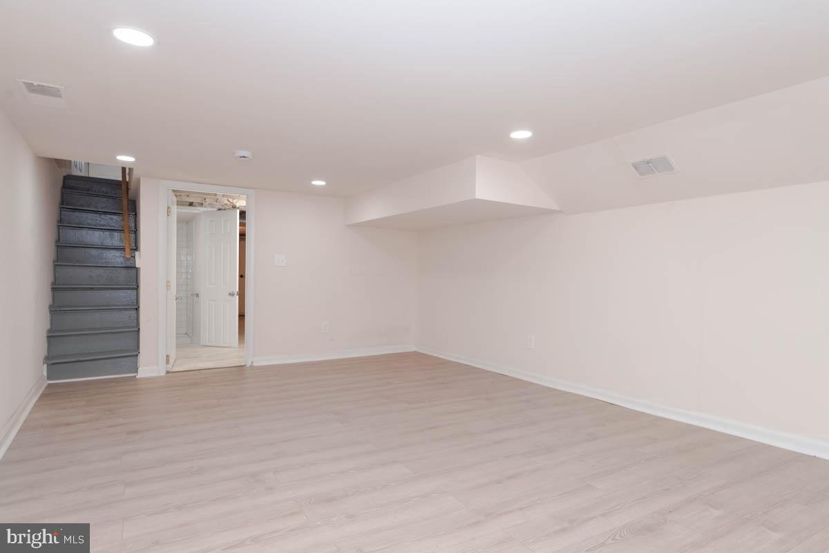 1515 N Montford Ave Property Photo 25