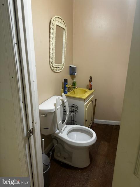 2424 Greenmount Ave Property Photo 33