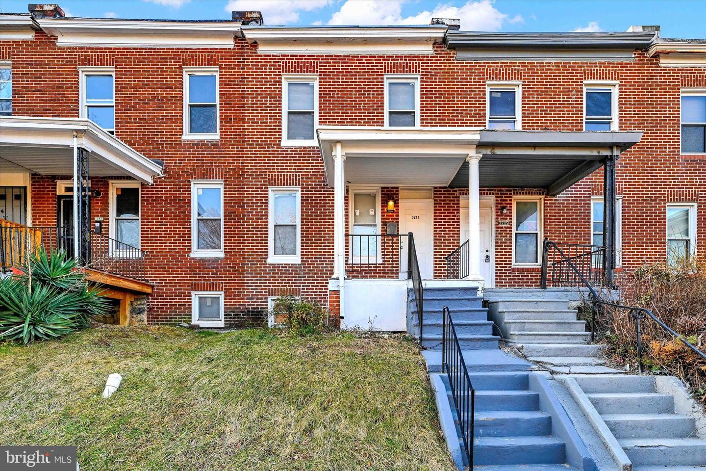 3211 Elmley Ave Property Photo