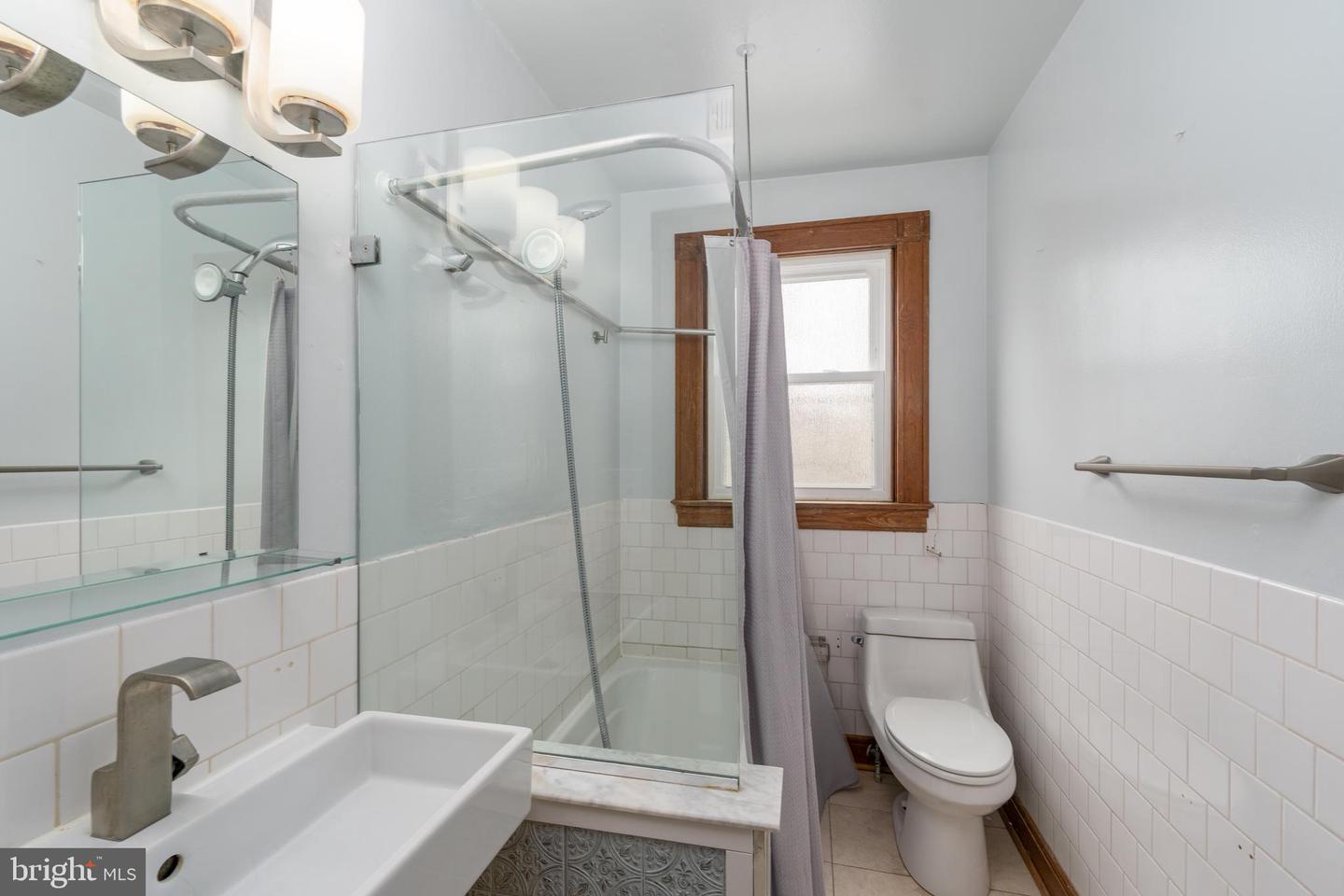 1735 Gough St Property Photo 21