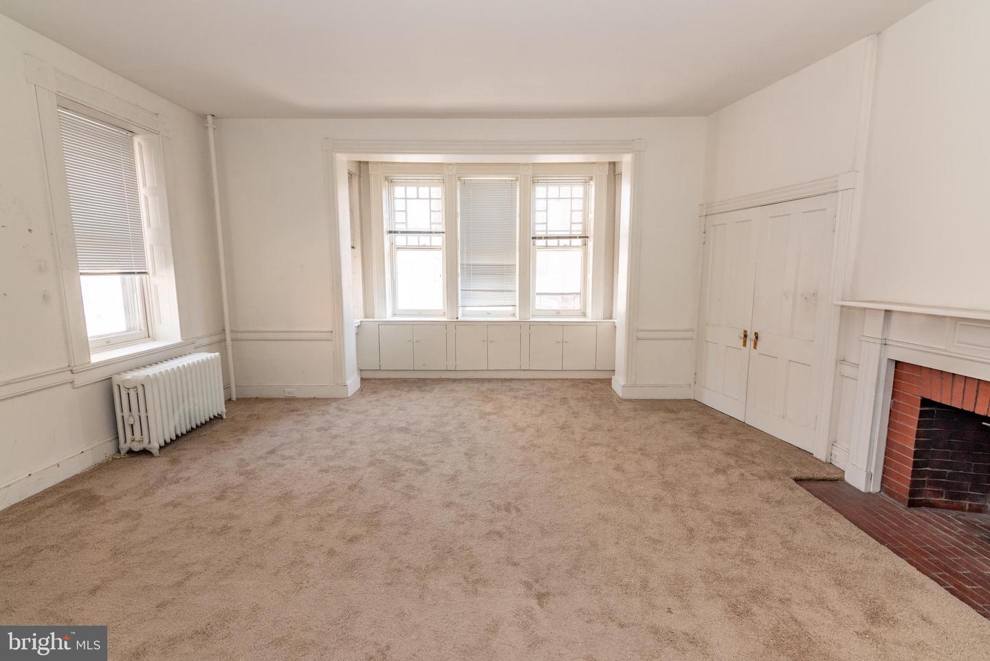 107 E Chase St Property Photo 15