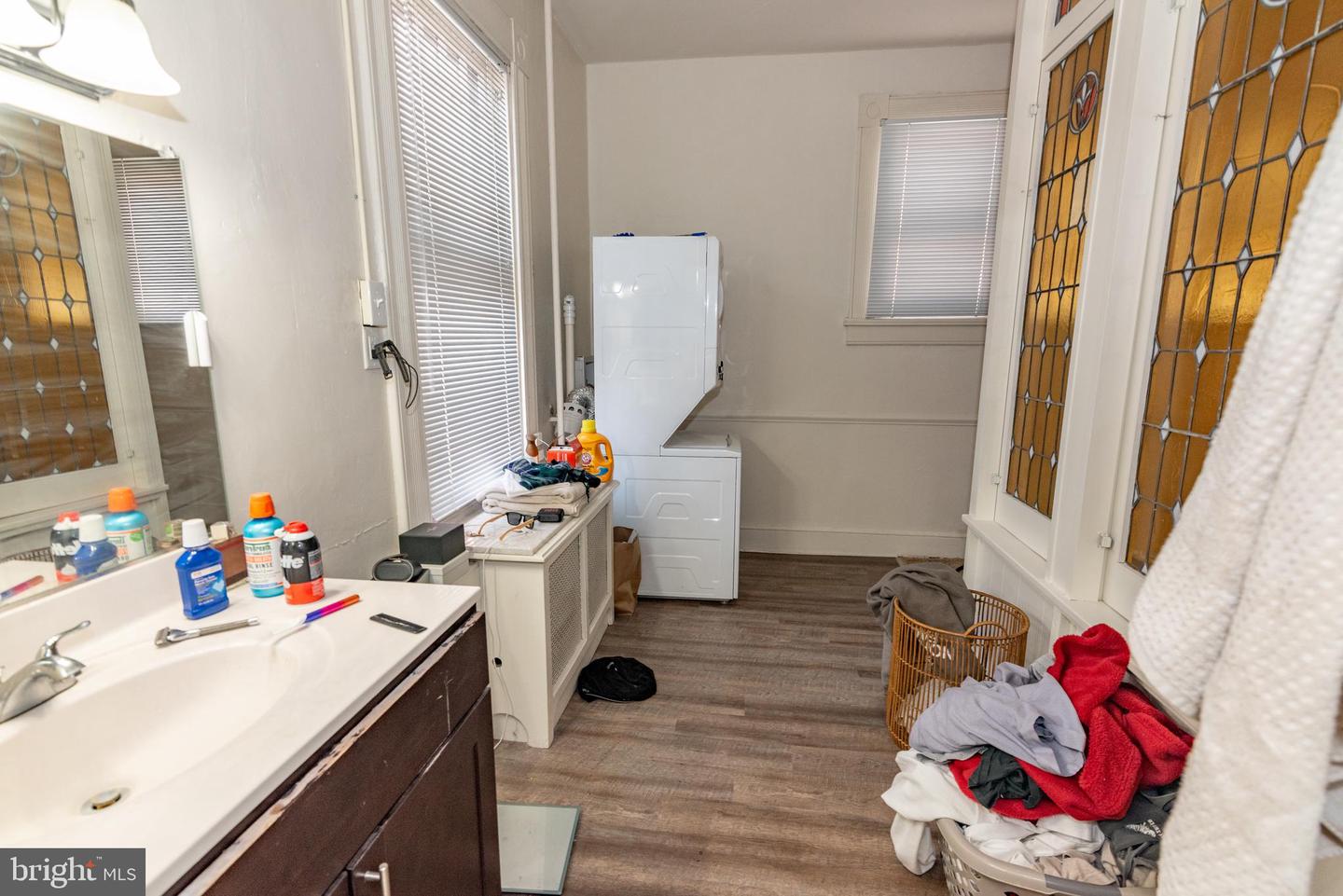 107 E Chase St Property Photo 23