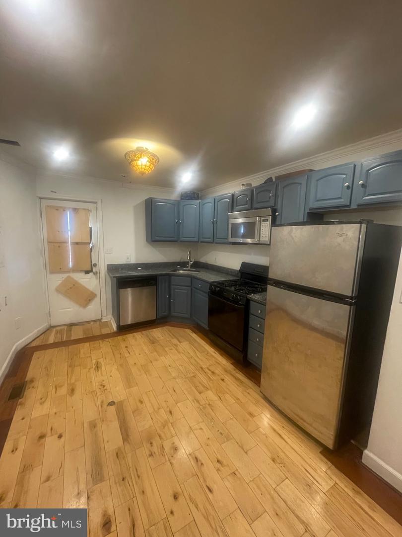 805 Mangold St Property Photo 10