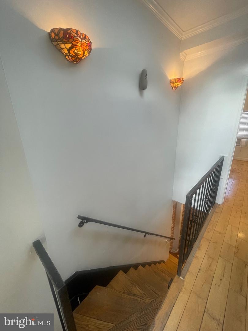 805 Mangold St Property Photo 16