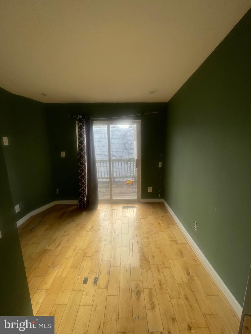 805 Mangold St Property Photo 20