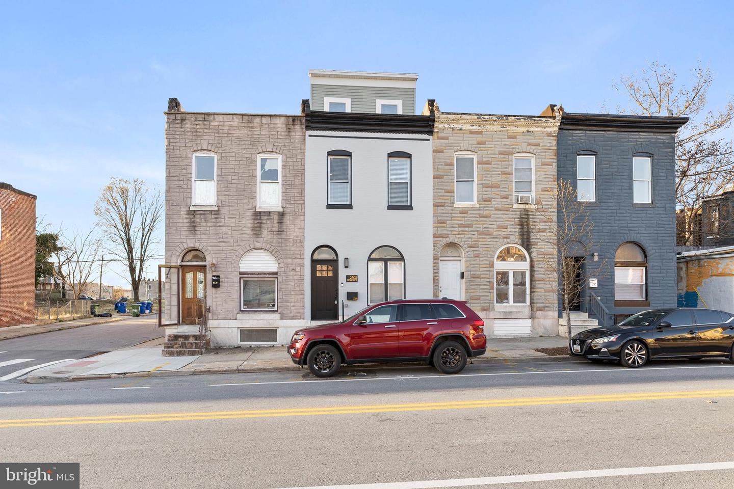 2305 E Preston St Property Photo 5