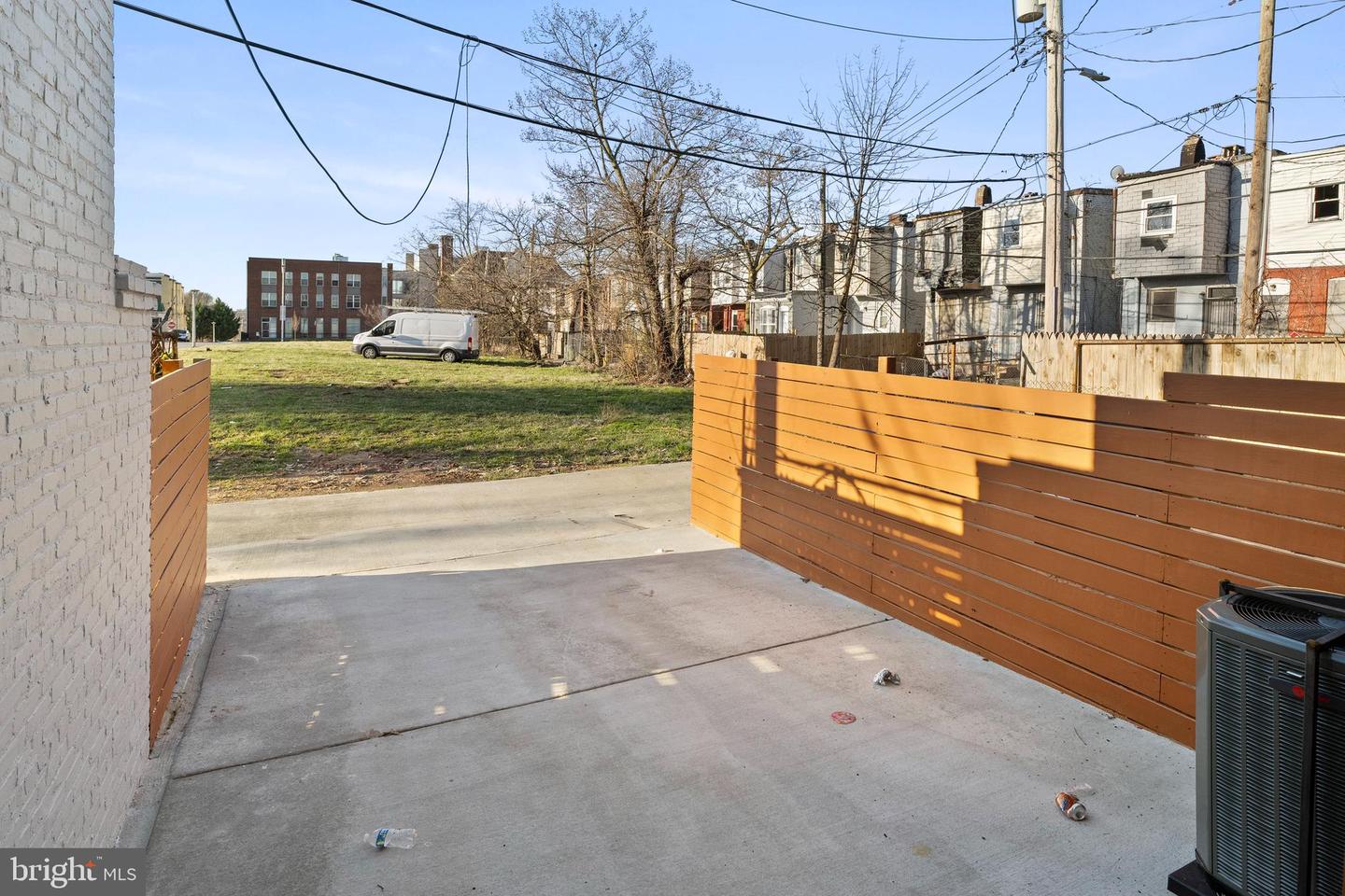 2305 E Preston St Property Photo 38