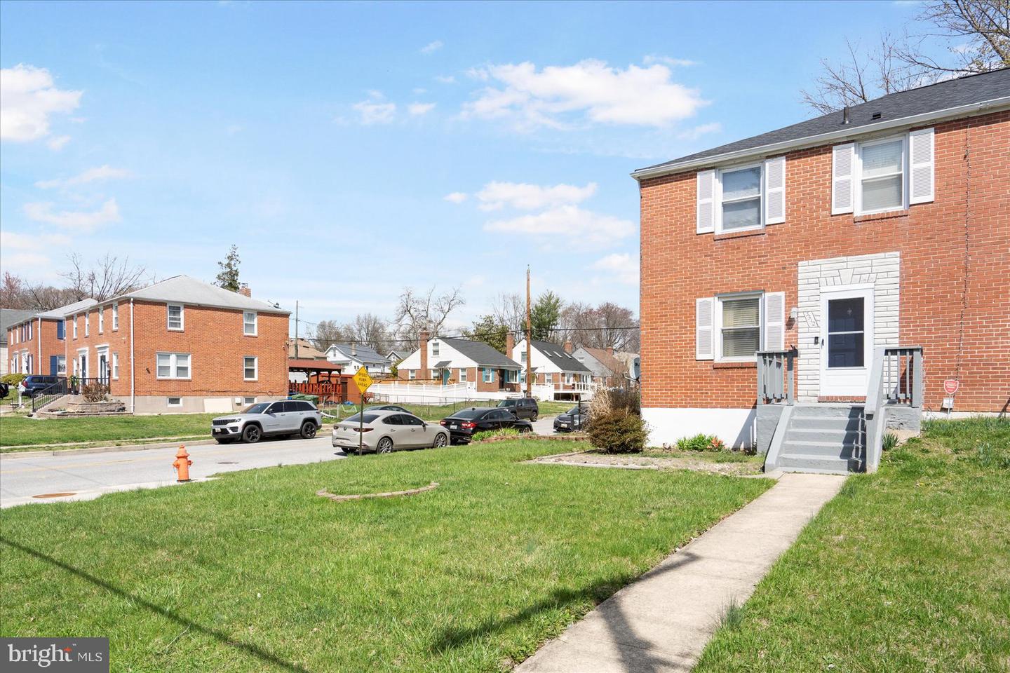3512 Glenmore Ave Property Photo 3