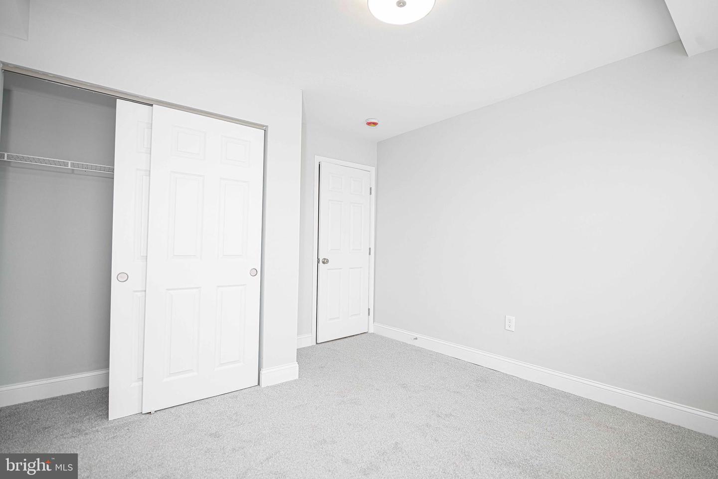 523 N Decker Ave Property Photo 18