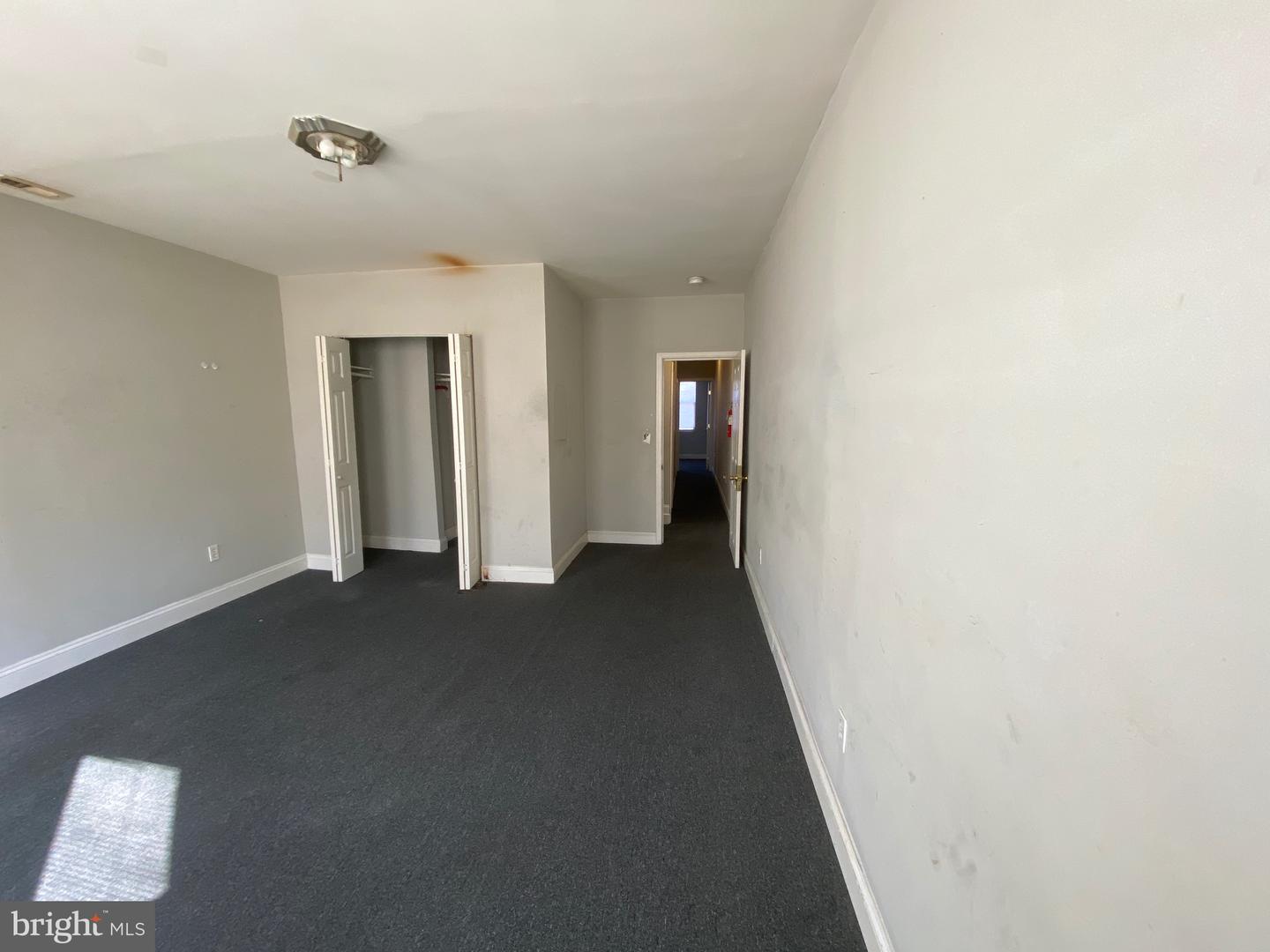 420 E Lorraine Ave Property Photo 8