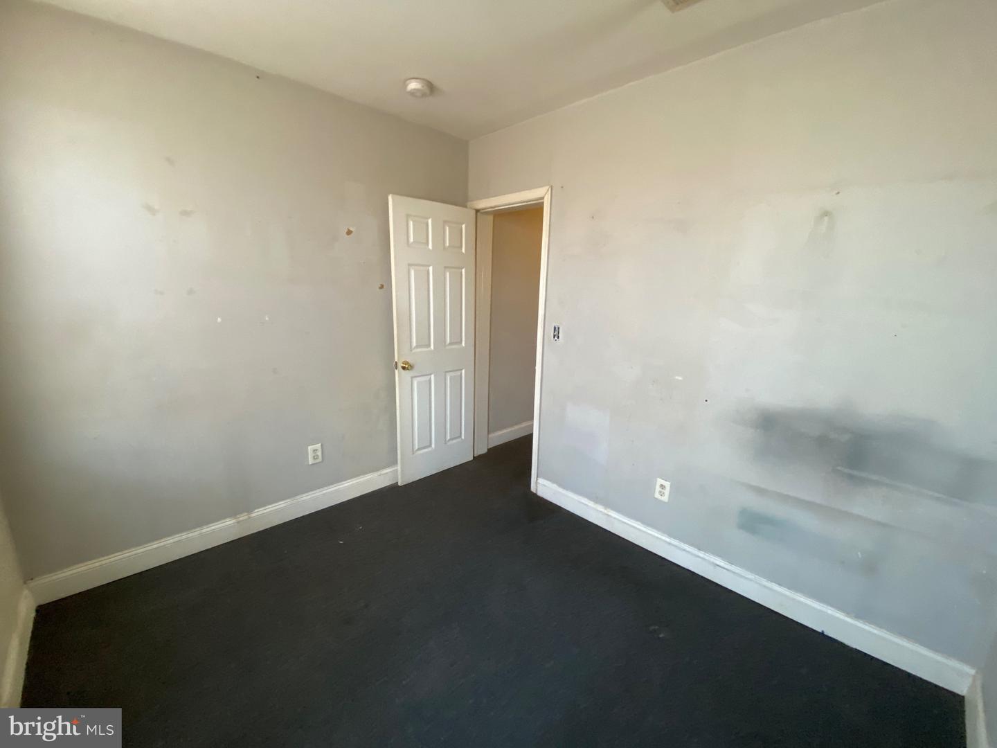 420 E Lorraine Ave Property Photo 15