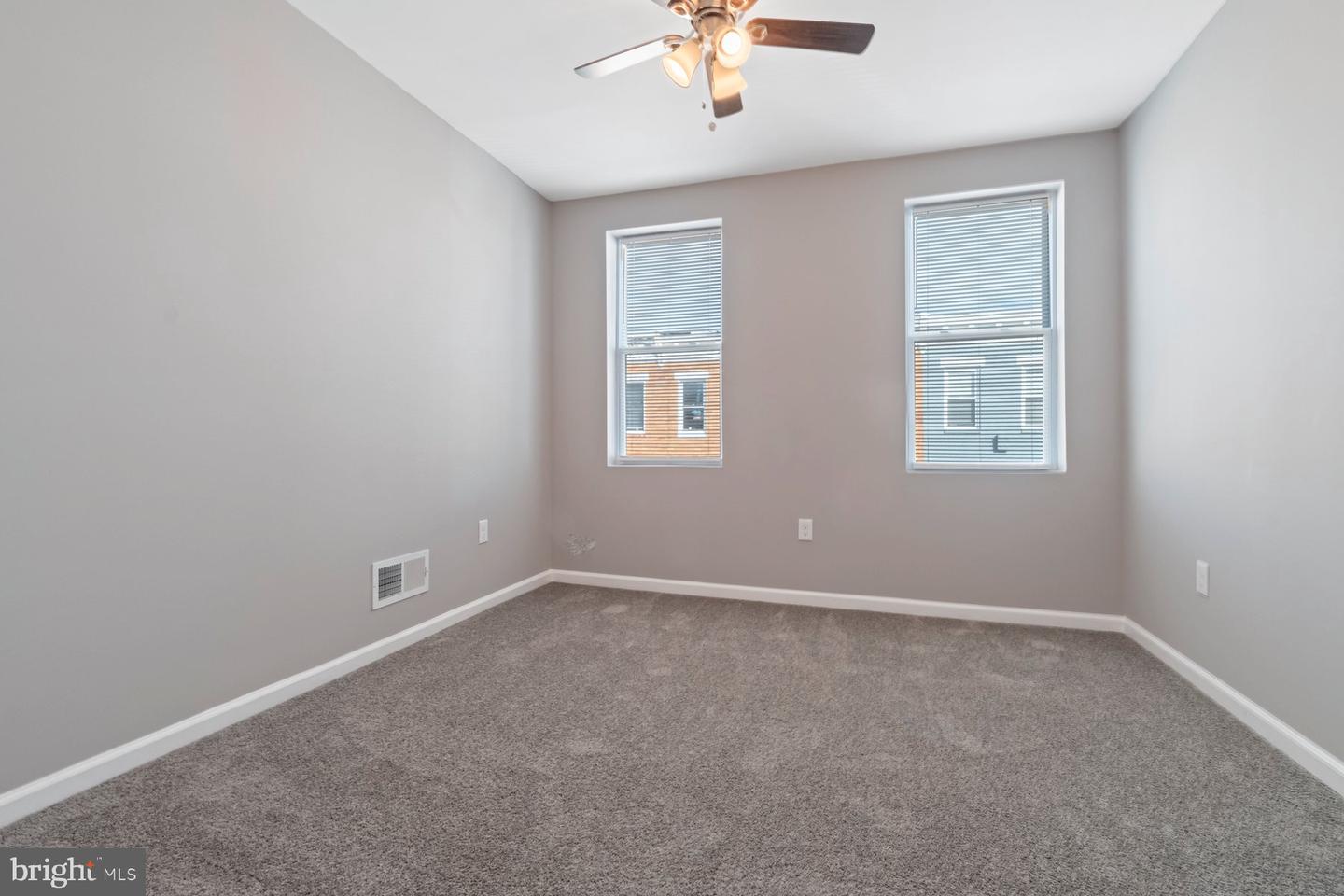 2621 Grogan Ave Property Photo 18