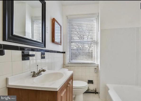 5701 The Alameda Property Photo 22