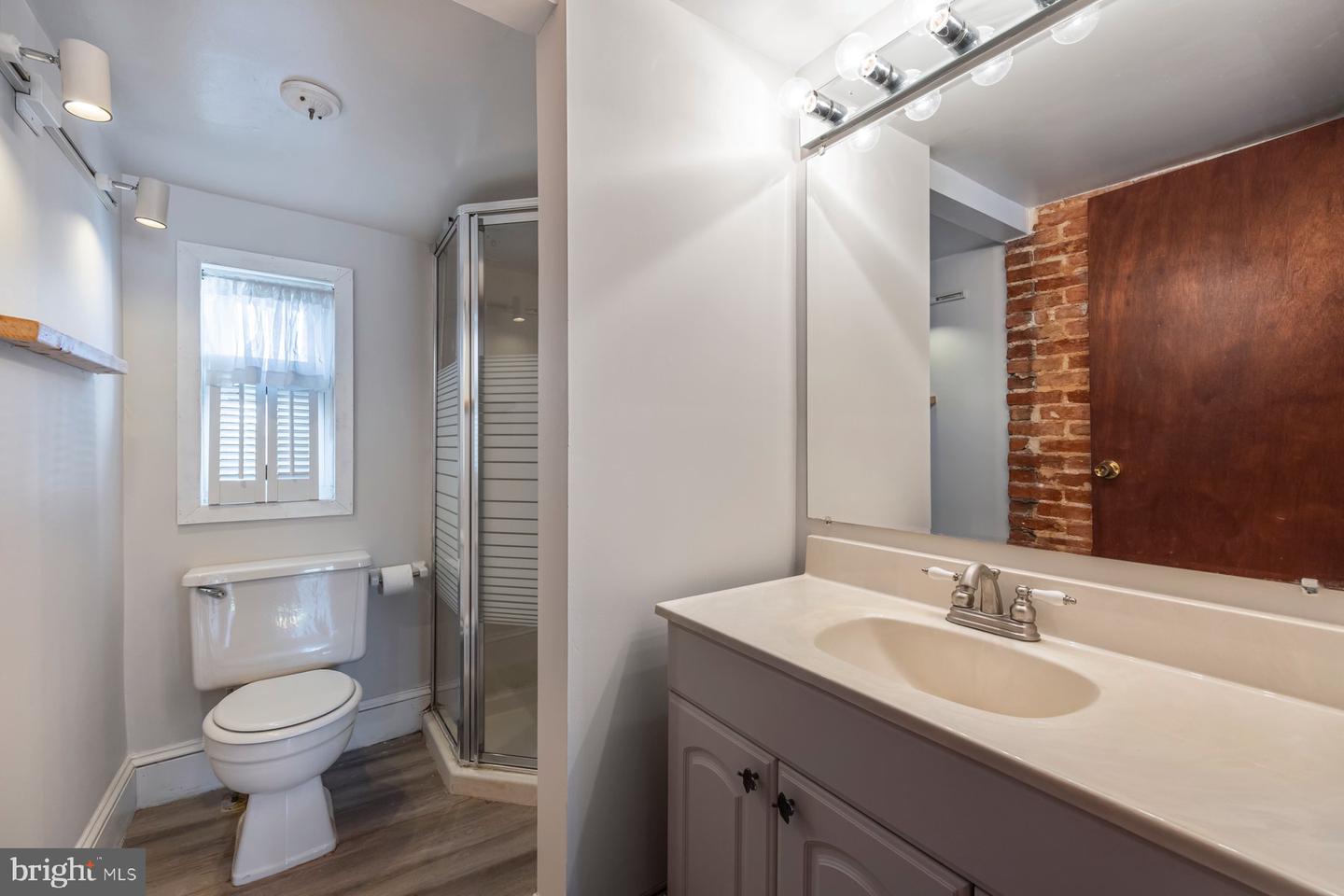 1008 S Curley St Property Photo 19
