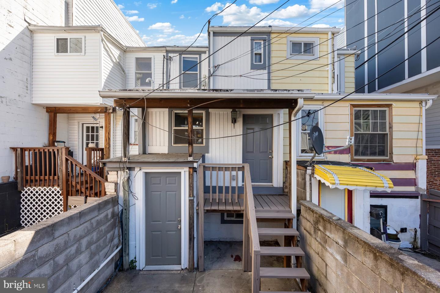 1008 S Curley St Property Photo 25