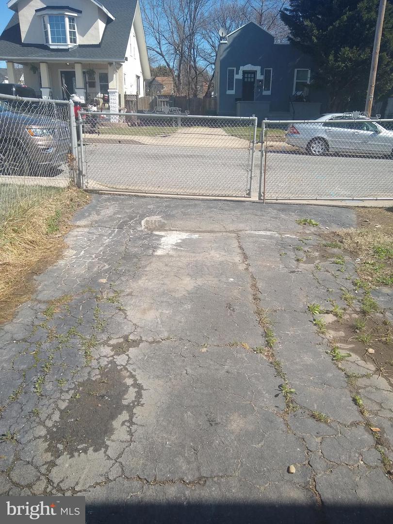 4411 Marx Ave Property Photo 22